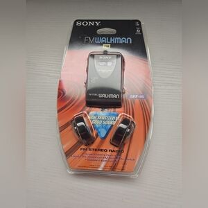 Sony FM Walkman SRF-46 Portable Radio - Black